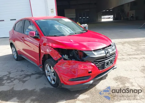 2018 Honda Hr-V Lx z USA, uszkodzony, nr VIN 3CZRU5H35JM710835